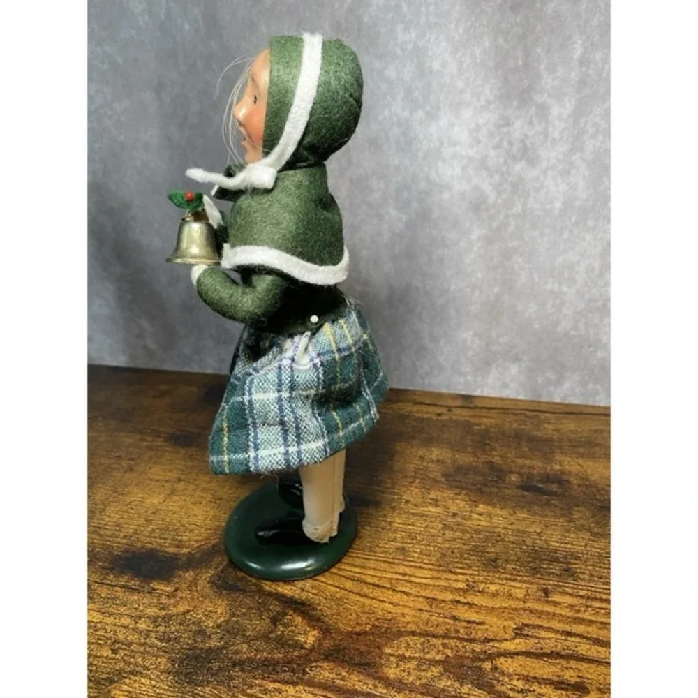 Vintage Byers Choice Carolers‎ Girl Doll Figurine With Bell Christmas 90s